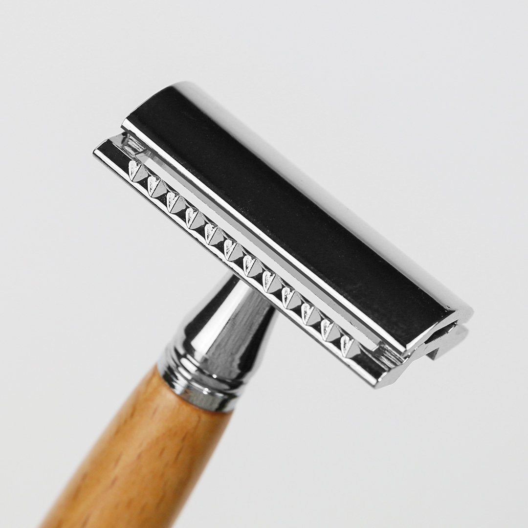 safety-razor-xr-017-03