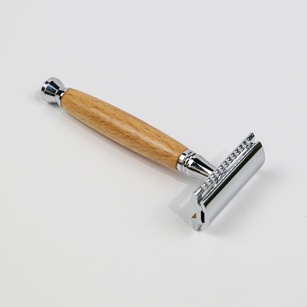 safety-razor-xr-017-04